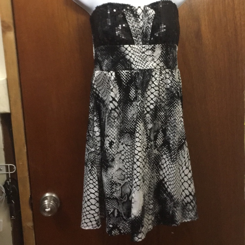 Strapless party Dress